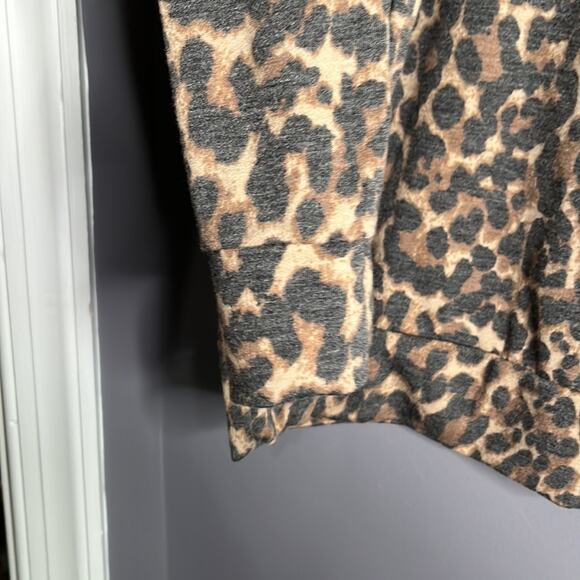Cali Brown and Black Leopard Print Cropped Top With Mock Turtleneck Size XL - Picture 5 of 8